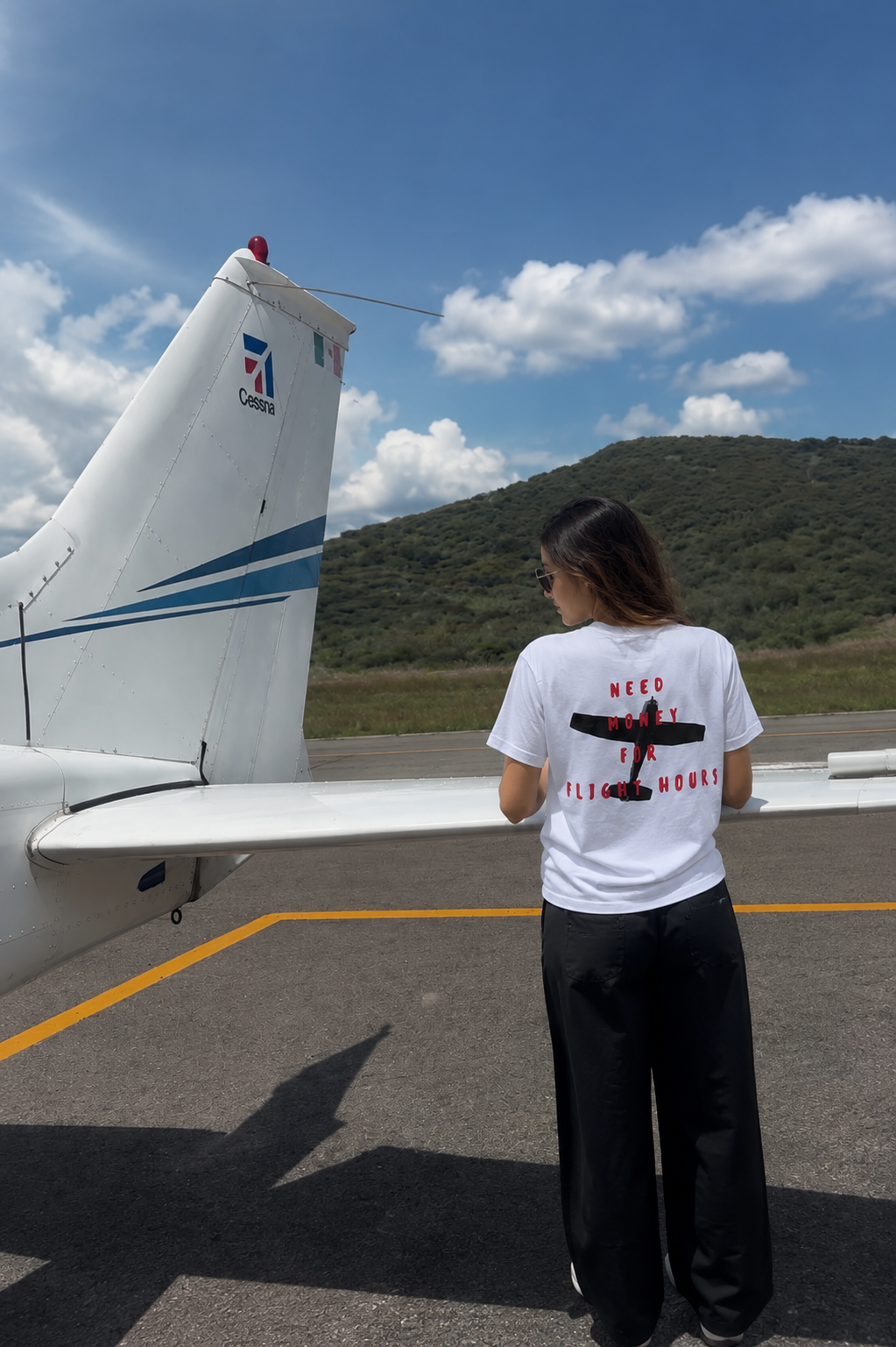 Playera NEED MONEY